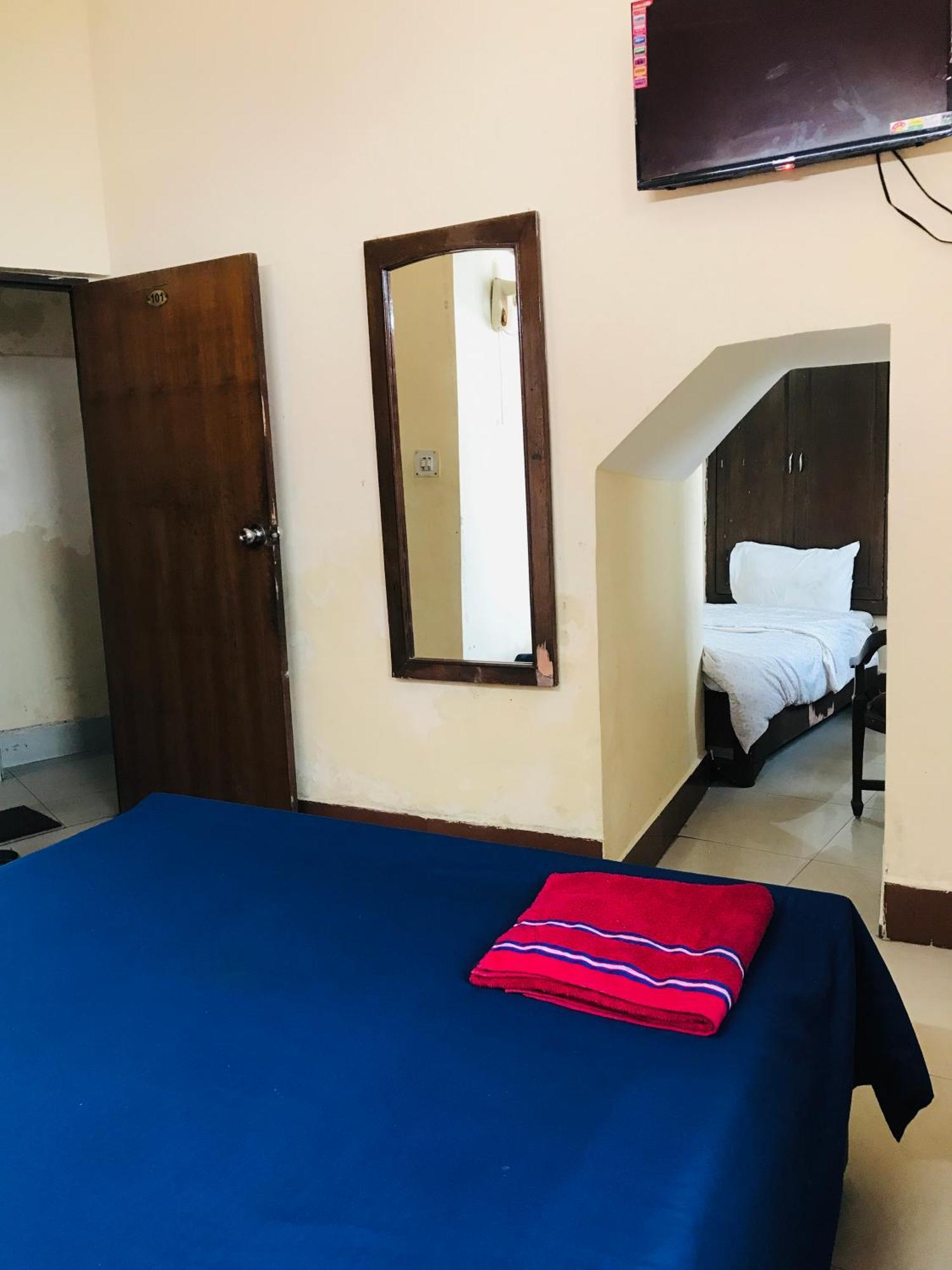Castle View Hotel Mussoorie Szoba fotó