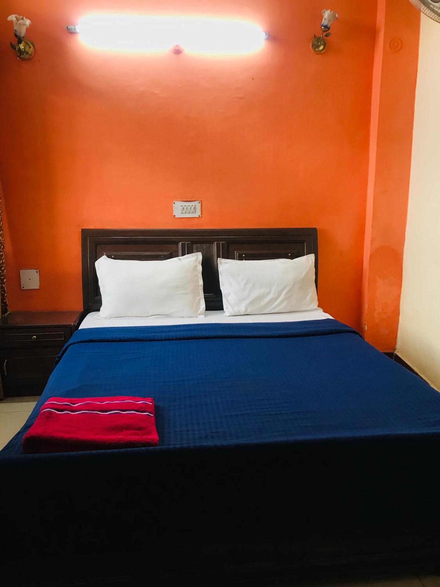 Castle View Hotel Mussoorie Kültér fotó